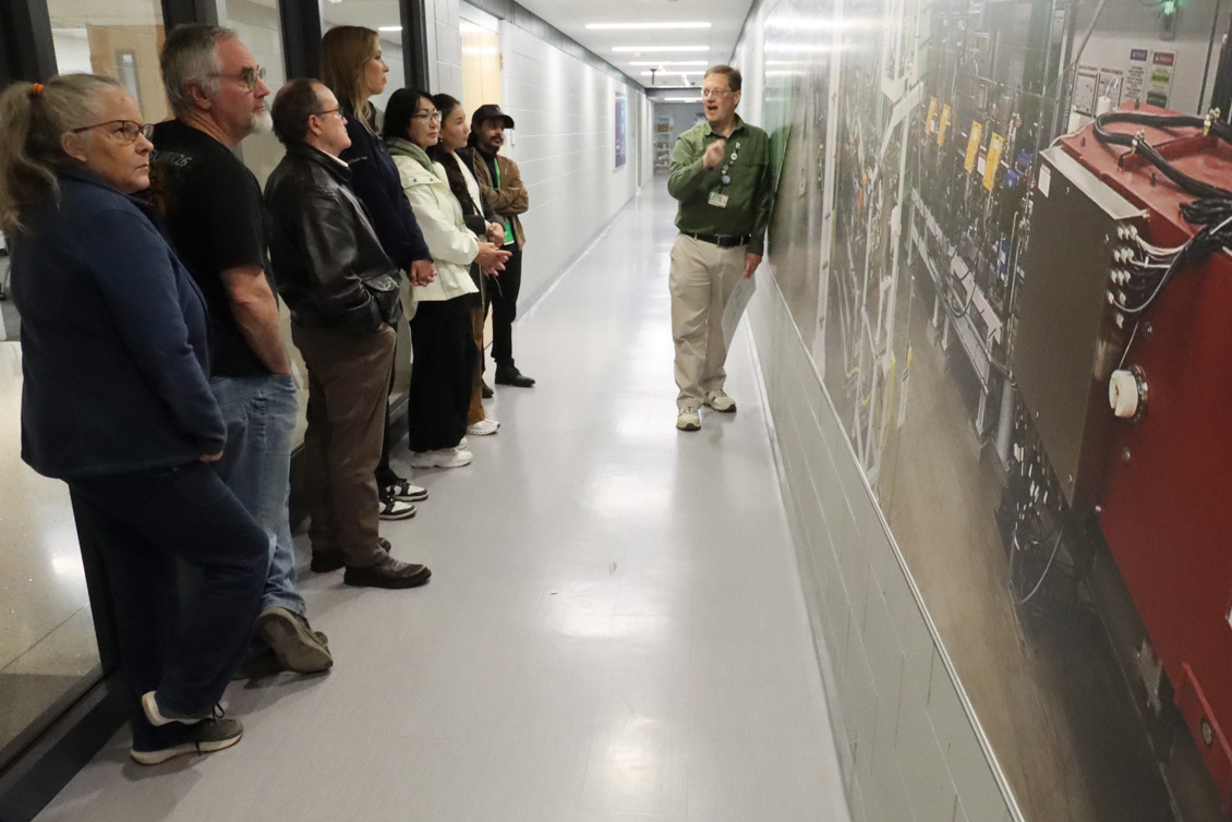 Participants of the Apple Manufacturing Academy Spring Forum tour FRIB